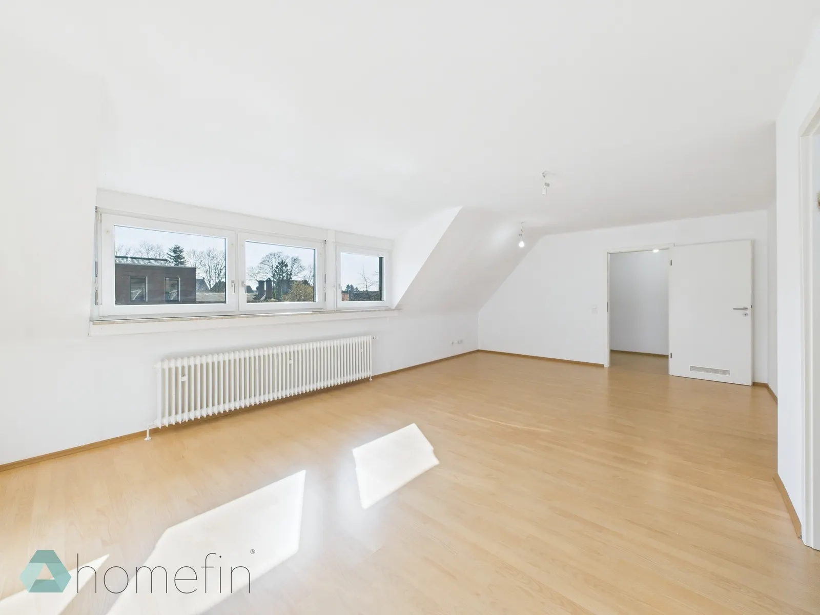 Dachgeschosswohnung in Solingen, Bild 1