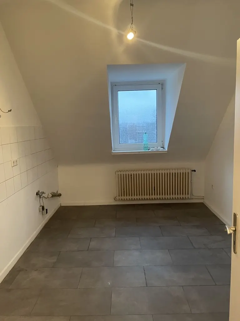 Dachgeschosswohnung in Solingen, Bild 4